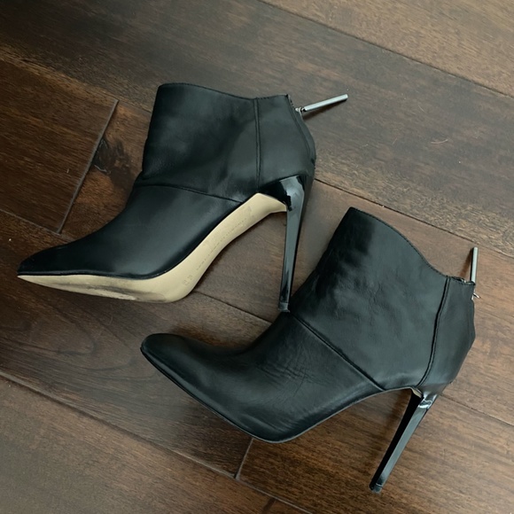 French Connection Black Leather Stiletto Booties - 7 - Picture 7 of 10